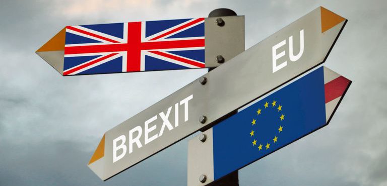 skynews-brexit-sign-signpost_4613834[1]